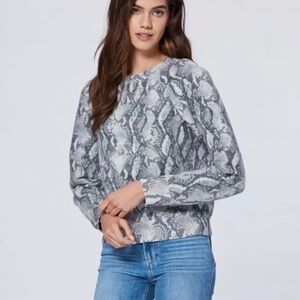 Paige Daytona Sweatshirt Snack Print Round Neckline Pullover Sweater Grey S New